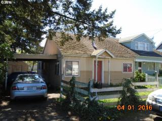 7344 Ogden St, Portland OR  97206-7964 exterior