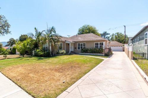 1411 Cleveland Rd, Glendale CA  91202-1414 exterior