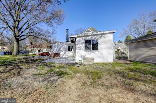 47 Ribsam St, Trenton NJ  08619-3627 exterior
