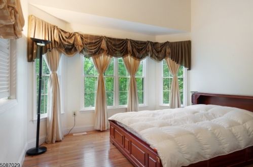 14 Ginger Ct, Princeton NJ  08540-9421 exterior
