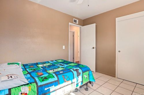 6010 Kitty Hawk Dr, Riverside CA  92504-1422 exterior