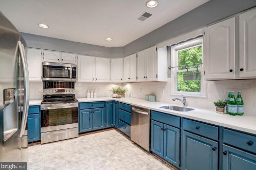 10420 Rodney Rd, Silver Spring, MD 20903-1132