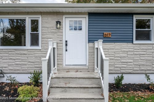 617 Academy Dr, Point Pleasant Beach, NJ 08742-2812