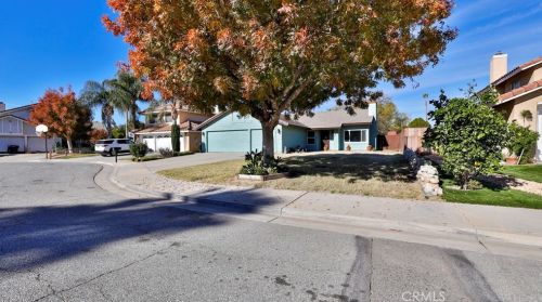 830 Mirage Ct, San Jacinto, CA 92582-6213