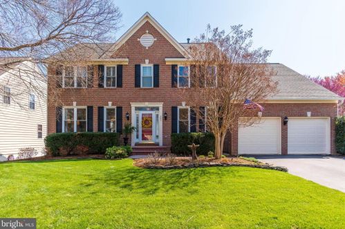 307 Lawford Dr, Leesburg, VA 20175-5062