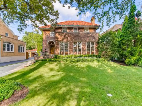 4719 Grand Ave, Western Springs, IL 60558-1738