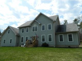 924 Shore Acres Dr, Colchester, VT 05446-9685