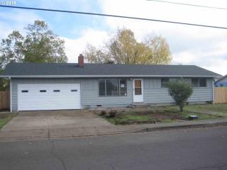 527 38 St, Springfield OR  97478-5743 exterior