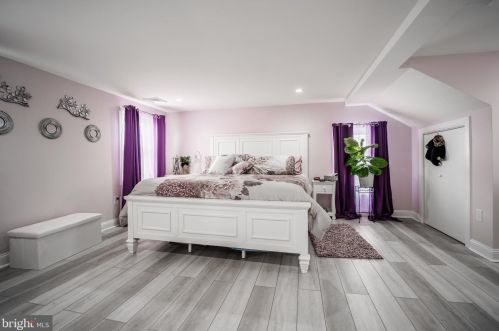 132 Robbins Ave, Trenton NJ 08638-3719 exterior