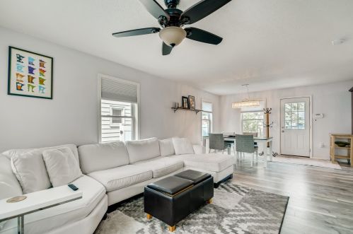 4011 5th St, Minneapolis, MN 55421-2856