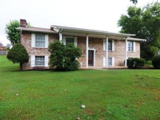 619 Riverbend Rd, Clinton, TN 37716-3412