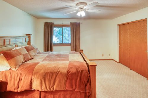 3253 Evergreen Dr, Saint Paul MN  55121-1771 exterior