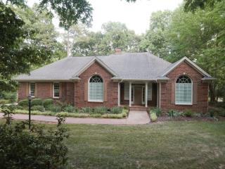 3237 Alphawood Dr, Apex, NC 27539-6814