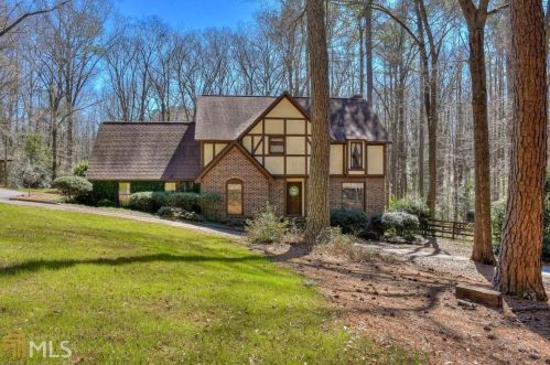 302 Sims St, Washington, GA 30673-1506