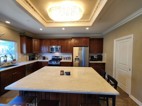 14012 Quailridge Dr, Riverside CA  92503-7201 exterior