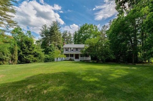 13 Wildwood Rd, Londonderry, NH 03053-3837
