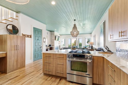 15 Grand Pavilion Dr, Isle Of Palms SC  29451-2800 exterior