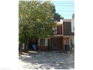 1940 Candlelight Dr, Chesapeake VA  23325-4765 exterior