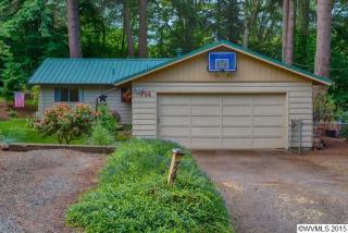 714 Main St, Silverton OR  97381-2241 exterior