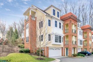 721 Cairn Heights Ct, Charlottesville, VA 22903-8902