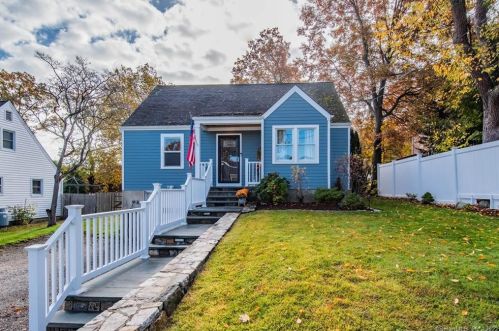 6 Caesar St, Norwalk, CT 06851-5307