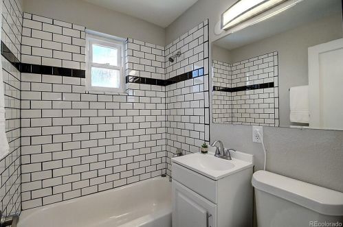 3213 Cherokee St, Englewood CO 80110-2329 exterior