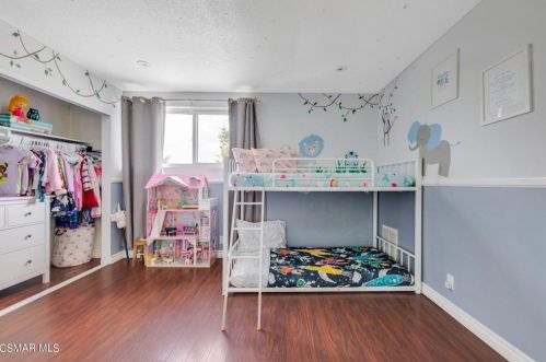 2839 Elizondo Ave, Simi Valley CA 93065-4615 exterior