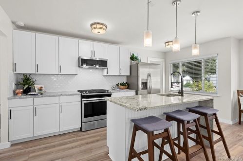 2895 Fairfax St, Denver CO  80207-2748 exterior