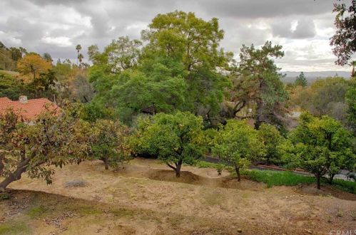 11491 Plantero Dr, Santa Ana CA 92705-3108 exterior