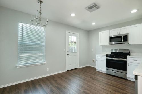 14312 Cummins Way, Webberville TX  78653-4697 exterior