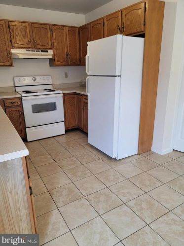 71 Leatherman Dr, Falling Waters WV  25419-7601 exterior