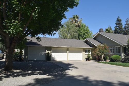 1461 Hart Rd, Modesto, CA 95358-9511