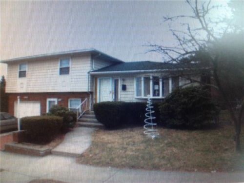 44 Ceres St, Providence, RI 02908-2449