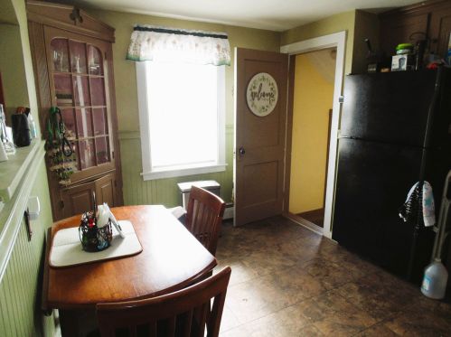 2 Bessie Ave, Unity, NH 03743-2903