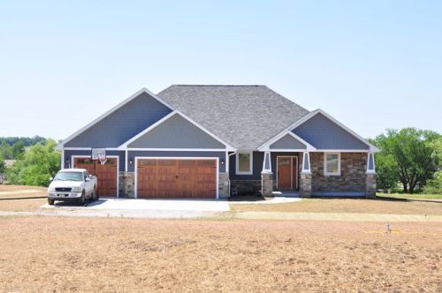 15845 Fox Run Rd, Bennet, NE 68317