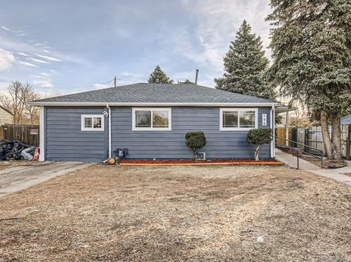 790 Havana St, Denver, CO 80010-3955