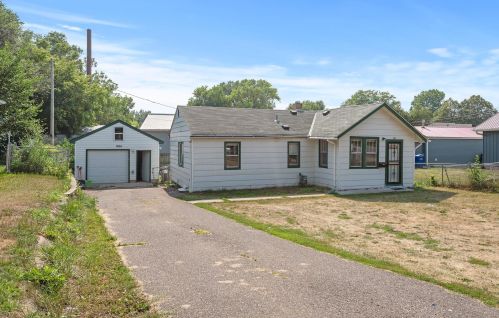 885 Algonquin Ave, Saint Paul, MN 55119-3704