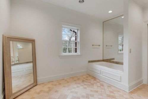 2938 Habersham Way, Atlanta GA  30305-2800 exterior