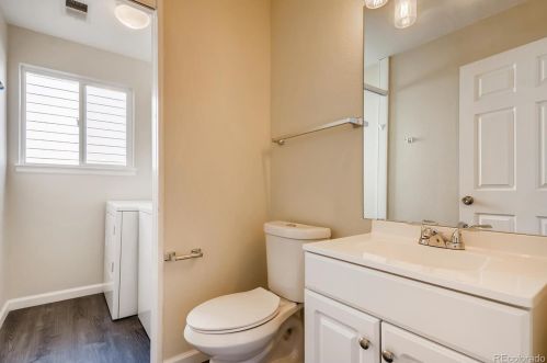 5684 Quemoy Ct, Aurora CO 80018-3133 exterior