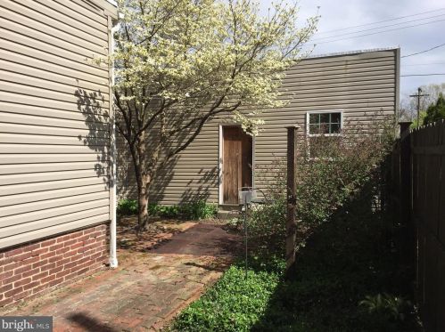 464 Lincoln St, York, PA 17401-2952