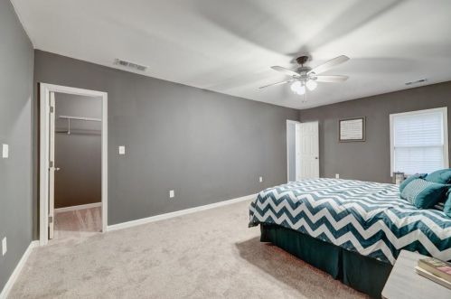 2664 Baker Ridge Dr, Atlanta GA  30318-7223 exterior