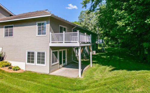 2967 Devonshire Cir, Saint Paul MN  55125-3964 exterior