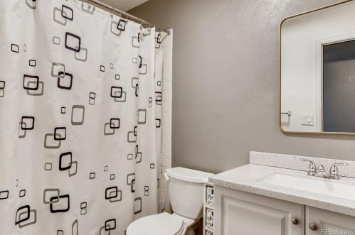 18376 Berry Dr, Denver CO  80015-2622 exterior