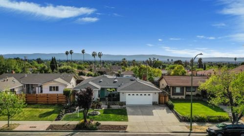 1487 Stone Creek Dr, San Jose, CA 95132-3621