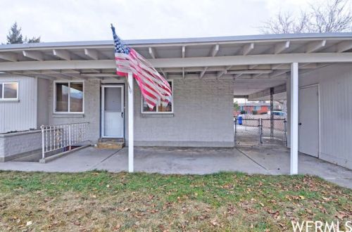 1137 Sego Lily Dr, Sandy UT 84094-4648 exterior