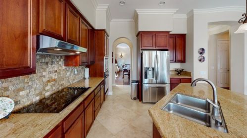 2508 Crooked Trail Rd, Chula Vista CA  91914-4141 exterior