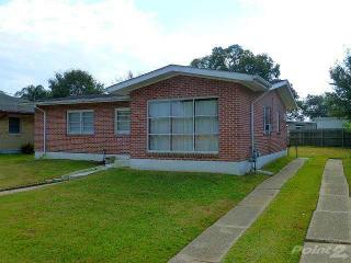 6820 Arthur St, Metairie, LA 70003-4718