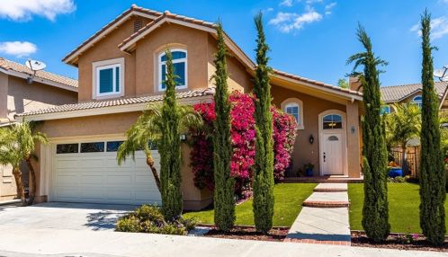 9 Avignon Ave, El Toro, CA 92610-1918