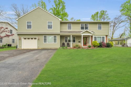 76 Villanova Dr, Jackson Twp, NJ 08527-2341