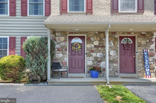 55 Perseverance Ln, Ephrata, PA 17522-9159